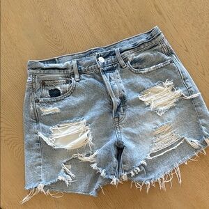 AMERICAN EAGLE Boyfriend Distressed Jean Shorts size 4